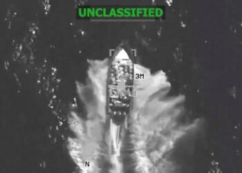 La orden de “matar a todos”: el debate legal que desatan los ataques de Estados Unidos a “narcolanchas”