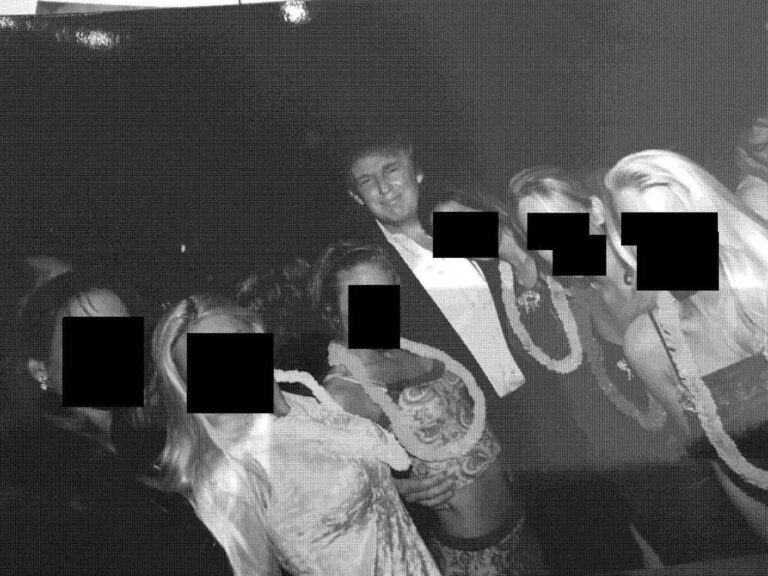 La presión demócrata revela nuevas fotos de Jeffrey Epstein y Donald Trump