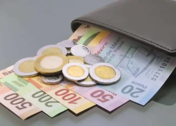 La salud en México depende del bolsillo y el trabajo no pagado de $1.12 billones