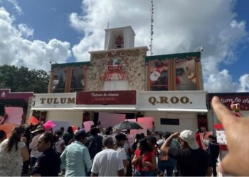 PROTESTA EN TULUM: Exigen sindicalizados del ayuntamiento pago de prestaciones