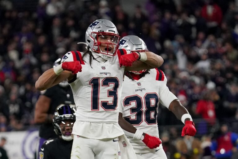 Patriots da el golpe, derrota a Baltimore y asegura su lugar en los playoffs 2025