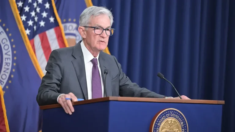 Presión en el peso mexicano: la sombra de la Fed frena el mercado antes del mensaje de Powell