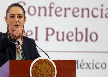 Sheinbaum desvincula a ex director de ANAM del huachicol fiscal tras su relevo