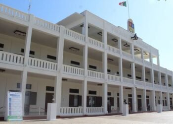 Plantea Paquete Fiscal 2026 ajustes en Visitax, Registro Vehicular y trámites tributarios