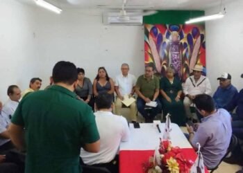 | ROMPEOLAS | Nubarrones se ciernen sobre la unidad cuatroteísta