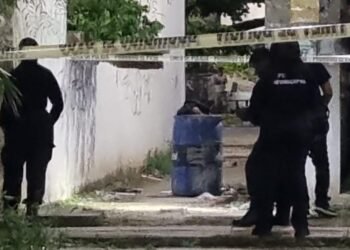 Encuentran tambo con presuntos restos humanos en Villas Otoch Paraíso