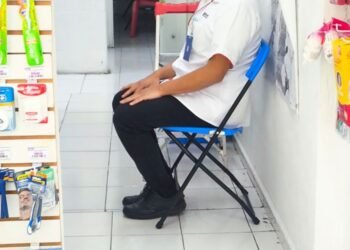 LEY LABORAL: Vence plazo de la Ley Silla y más de la mitad de las empresas en QR no cumple