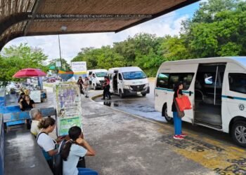 TRANSPORTE EN FIESTAS: Mantendrán taxis y urbanos horarios y tarifas en Playa del Carmen