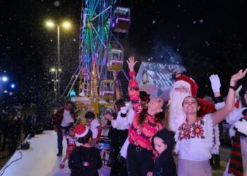 Inaugura Mara las Villas Navideñas en Malecón Tajamar