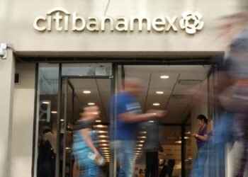 ¿Abren los bancos el 12 de diciembre de 2025? Las excepciones y el horario oficial