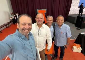 CAFÉ DE ALTURA | Mi reciente participación en un panel realizado en la Universidad Anáhuac de Cancún