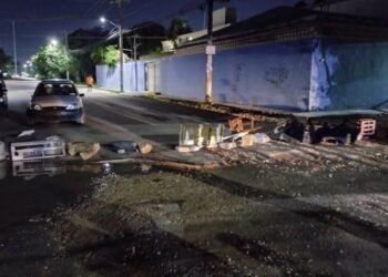 TRAS PROTESTA: Promete ayuntamiento BJ dar mantenimiento a avenida Cenote Azul