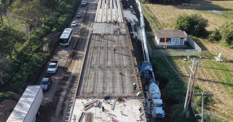 Avance del 50% en distribuidor vial de acceso al Puerto de Veracruz