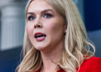 Casa Blanca culpa a demócratas de Minesota por resistencia migratoria