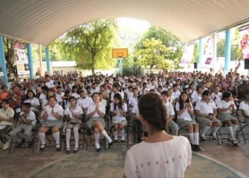 Cómo recibir los $9,500 pesos de la beca Benito Juárez en 2026: calendario y pagos por apellido