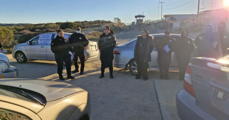 Custodios penitenciarios de Baja California paran labores por descuentos y abusos