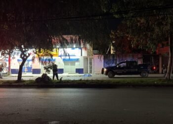 AFUERA DE FARMACIA: Acribillan a una joven en avenida 127 de Cancún