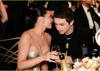 El beso de Kylie Jenner y Timothée Chalamet en los Golden Globes 2026