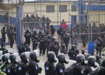 El estado de sitio en Guatemala: Crisis de seguridad por motines y ataques del Barrio 18