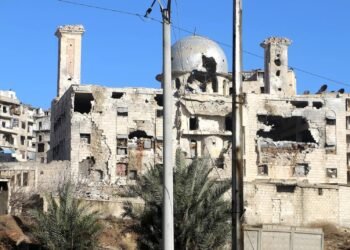 El polvorín en Siria: Bombardeos de Estados Unidos y la nueva guerra civil en Alepo