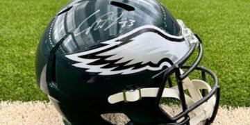 Ex liniero de las Águilas de Filadelfia asesinado en campamento de Los Ángeles