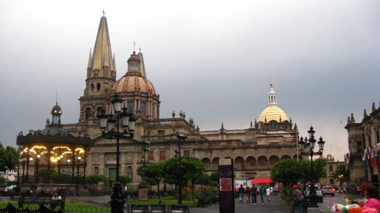 Frente frío 30 impacta Guadalajara: Pronóstico y temperaturas hasta el 25 de enero