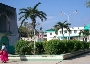 CERO Y VAN DOS: Lázaro Cárdenas cede al Estado la administración del predial