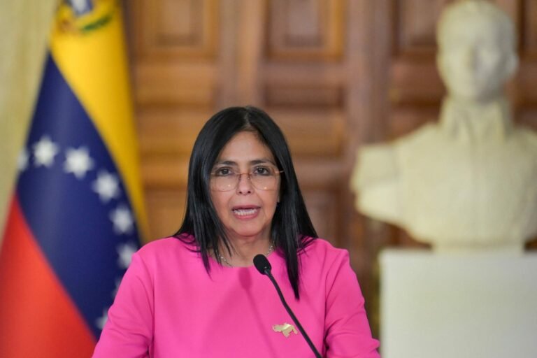La advertencia de Trump a Delcy Rodríguez como nueva presidenta interina en Venezuela