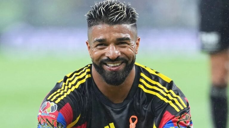 La cesión de Rodrigo Aguirre a Tigres, clave para liberar la plaza de Raphael Veiga en América