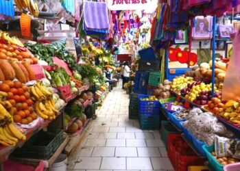 La inflación en México cerró 2025 en un mínimo histórico, pero un chile subió 64%