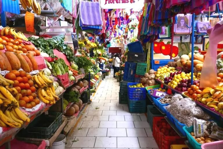 La inflación en México cerró 2025 en un mínimo histórico, pero un chile subió 64%