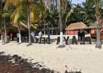 Muere extranjero mientras recibía masaje en club de playa