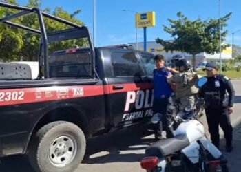EVADE RETÉN: Persiguen y detienen a motociclista en Chetumal