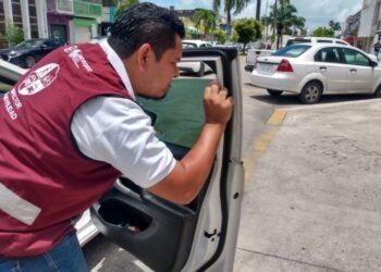 A PARTIR DE ABRIL: Sancionarán a vehículos con polarizados irregulares o sin permisos