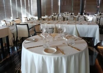 ENCIENDE ALERTA: Resienten restauranteros severa “cuesta de enero”