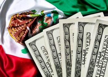Remesas México 2025: la caída más grave en 16 años y el golpe fiscal de Trump
