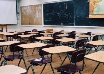 SEP suspende clases por la tormenta invernal Fern: Criterios por estado