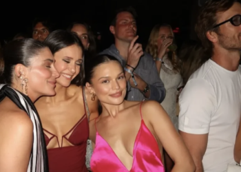 La foto de Glen Powell con Nina Dobrev y su nueva pareja que desconcierta a Hollywood