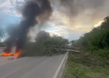 NARCOBLOQUEOS: Suspenden clases en todos los niveles en Chunhuhub