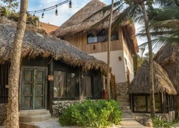 Reportan presunto ingreso de un comando armado al hotel Diamante K