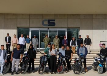 Entrega Mara vehículos recuperados tras denuncias al 911 y filtros ciudadanos