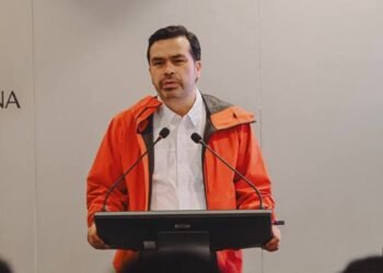 | ROMPEOLAS | Aplasta centralismo a la oposición caribeña