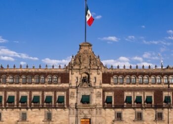 | ROMPEOLAS | La sucesión: Semana clave en Palacio Nacional