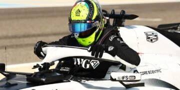 Checo Pérez y el calvario de la gestión energética en la F1 2026