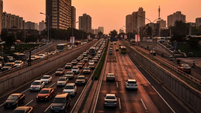 Doble Hoy No Circula: Contingencia ambiental por ozono 13 de febrero de 2026