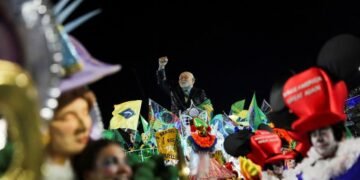 El lado político del carnaval 2026: Homenajes a Lula, indígenas y la fiesta en Mazatlán