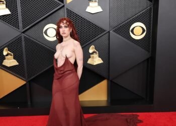 El vestido de Chappell Roan que rompió todas las reglas en los Grammy 2026
