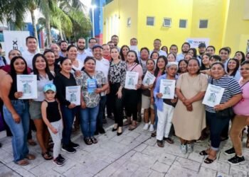 Gestiona Atenea Gómez 4 puntos de acceso a internet gratuito en Isla Mujeres
