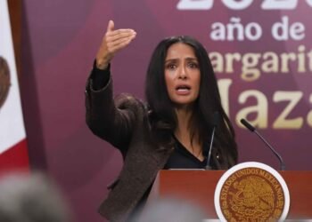 Incentivos fiscales al cine: Hayek celebra el fin del abandono y defiende imagen de México