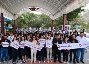 Entrega Mara Lezama nuevo domo en Colegio de Bachilleres “Plantel Cancún Cuatro”